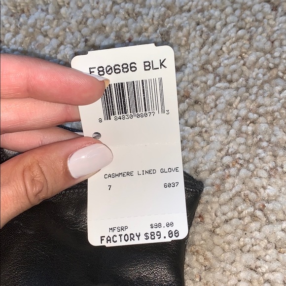 Coach leather gloves - Picture 2 of 3